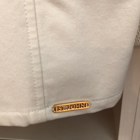 St. John sport jacket - Picture 3 of 8